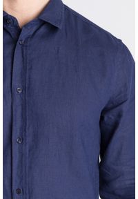 Granatowa lniana koszula Trussardi Jeans. Okazja: na spotkanie biznesowe, na co dzień. Kolor: niebieski. Materiał: len. Sezon: lato. Styl: casual, biznesowy #3