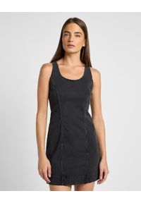 Lee - LEE DAMSKA SUKIENKA JEANSOWE FOREVERFIT DRESS BLACK AVEY 112355124. Materiał: jeans