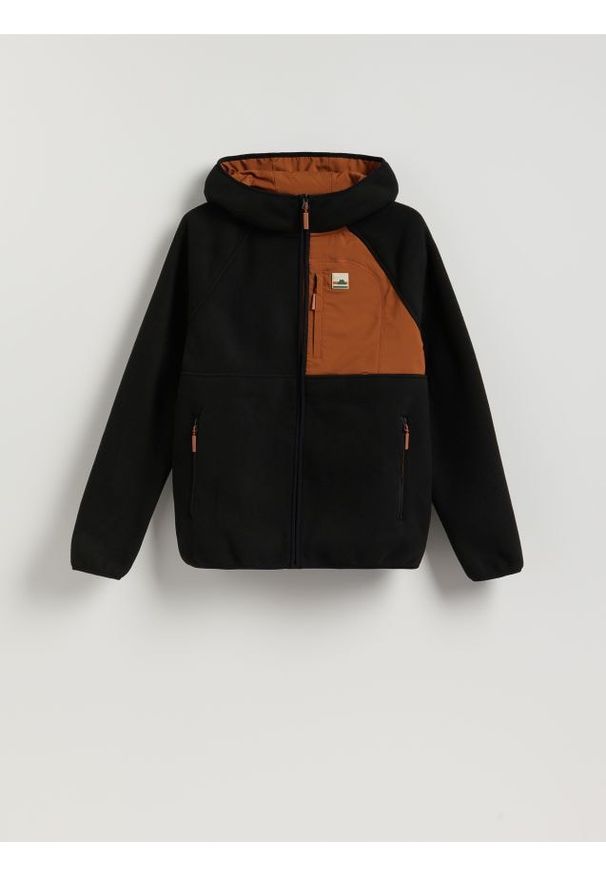 Reserved - Polarowa bluza z kapturem - czarny. Typ kołnierza: kaptur. Kolor: czarny. Materiał: polar