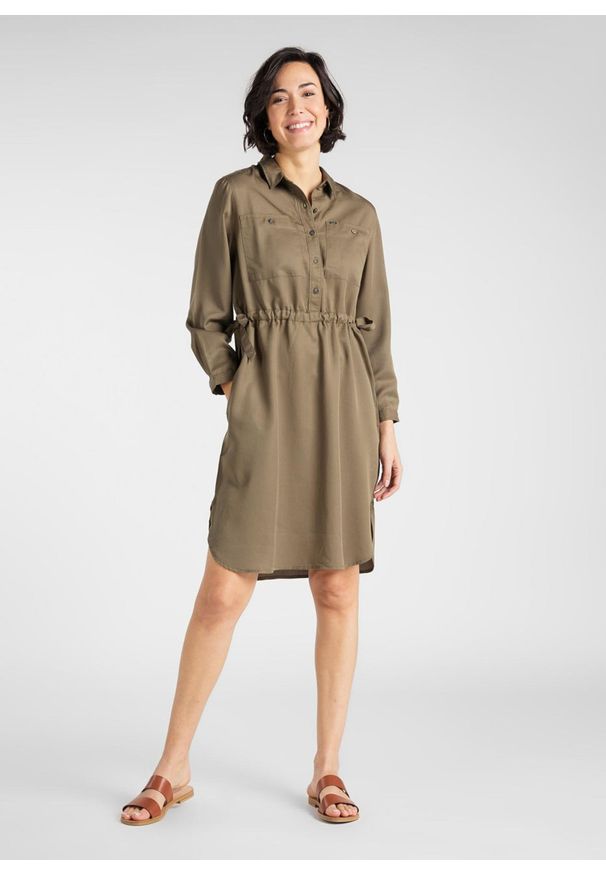 Lee - LEE 70s DRESS DAMSKA SUKIENKA KOSZULOWA OLIVE GREEN L50PJYNX 112111377. Typ sukienki: koszulowe