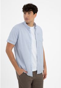 Volcano - Koszula w kratkę, Regular Fit, C-AVENO. Okazja: na spacer, na co dzień, do pracy. Kolekcja: plus size. Materiał: jeans, materiał. Długość rękawa: krótki rękaw. Długość: krótkie. Wzór: kratka. Sezon: lato. Styl: casual, klasyczny, wakacyjny #1