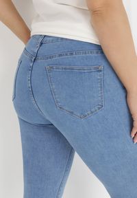 Born2be - Niebieskie Jeansy Ampenope. Kolor: niebieski. Długość: długie. Styl: sportowy, elegancki