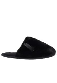 Buty Calvin Klein Hotel Slipper Fur After Glow YW0YW01593-0GJ - czarne. Kolor: czarny. Materiał: futro, poliester, jeans, polar. Szerokość cholewki: normalna. Sezon: zima