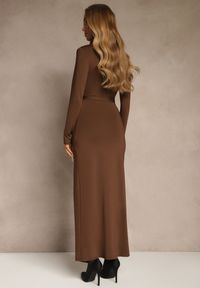 Renee - Brązowa Sukienka z Wiskozą o Kopertowym Kroju z Rozcięciem i Wiązanym Paskiem Tesela. Okazja: na co dzień. Kolor: brązowy. Materiał: wiskoza. Typ sukienki: kopertowe. Styl: casual #3