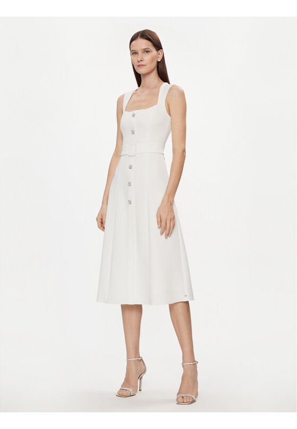 Nissa Sukienka koktajlowa RC14788 Biały Slim Fit. Kolor: biały. Materiał: syntetyk. Styl: wizytowy