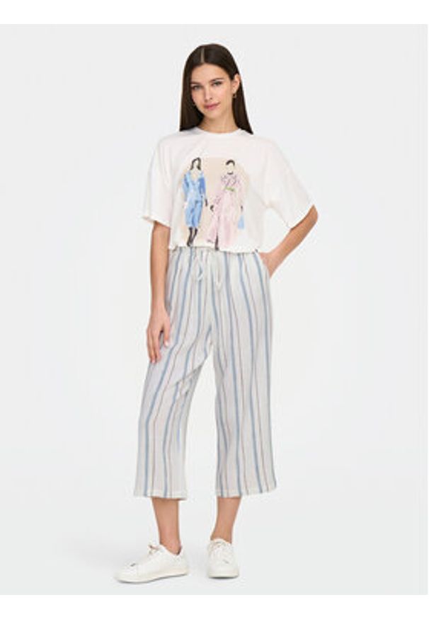 only - ONLY T-Shirt Melina 15342876 Biały Regular Fit. Kolor: biały. Materiał: syntetyk