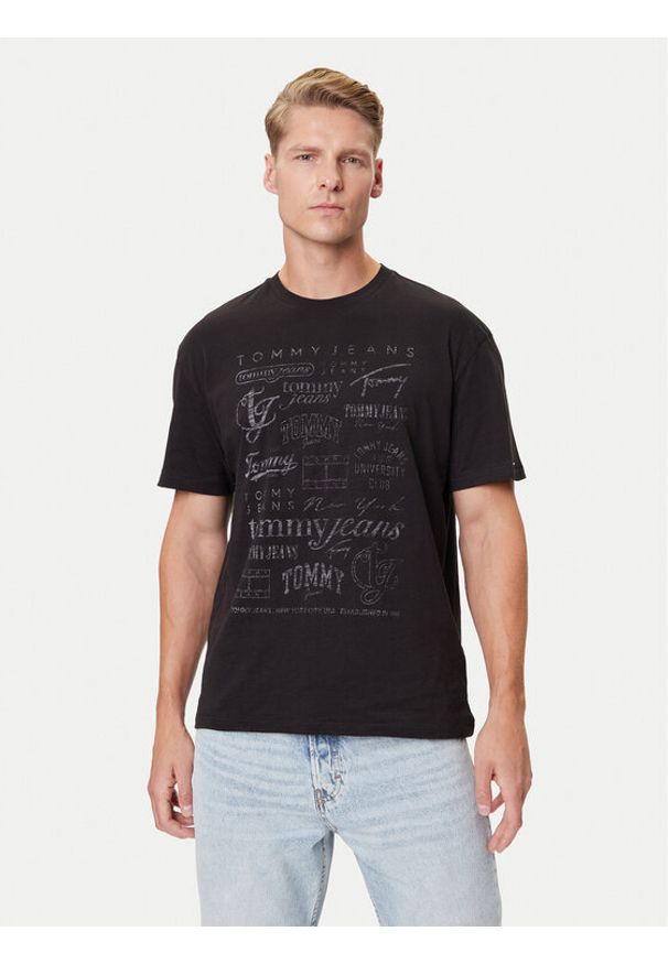Tommy Jeans T-Shirt Archive Logos DM0DM21584 Czarny Relaxed Fit. Kolor: czarny. Materiał: bawełna