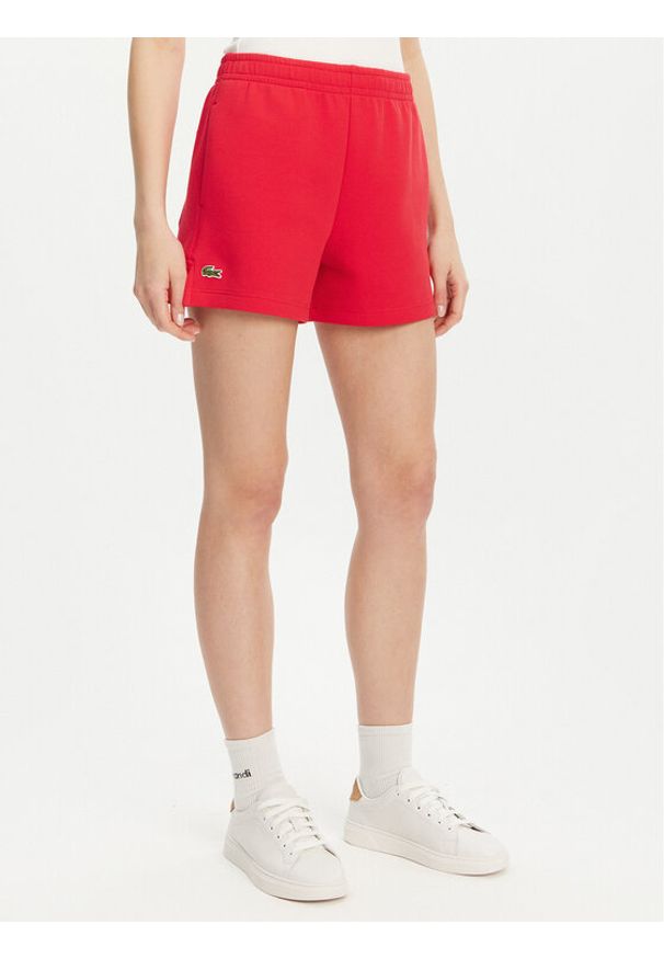 Lacoste Szorty sportowe GF9606 Czerwony Regular Fit. Kolor: czerwony. Materiał: bawełna