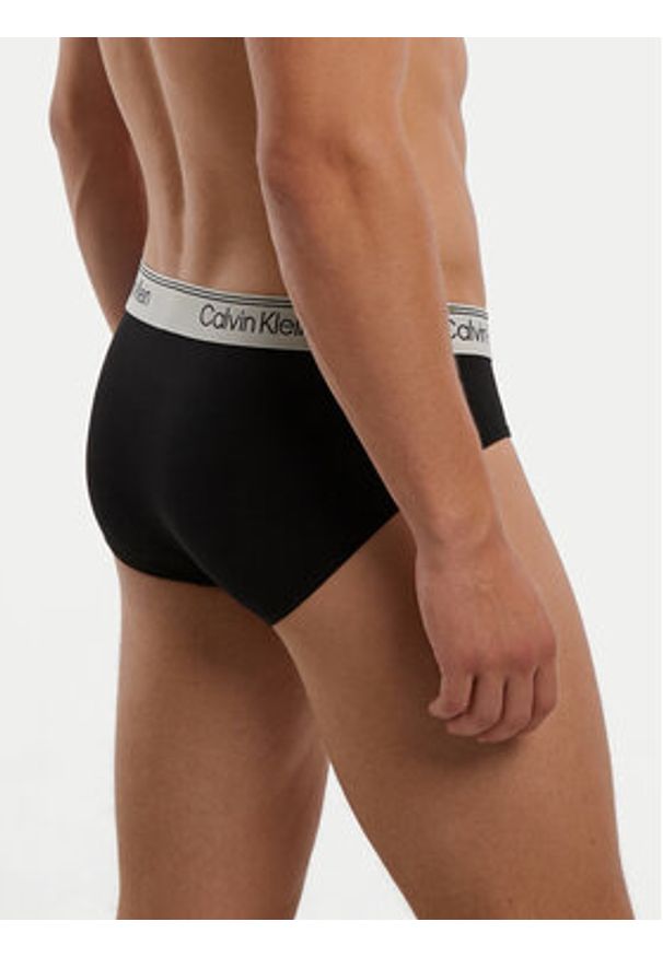 Calvin Klein Underwear Komplet slipów LV00NB4408 Czarny. Kolor: czarny. Materiał: syntetyk