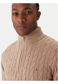 TOMMY HILFIGER - Tommy Hilfiger Sweter Classic MW0MW36532 Beżowy Regular Fit. Kolor: beżowy. Materiał: bawełna #3