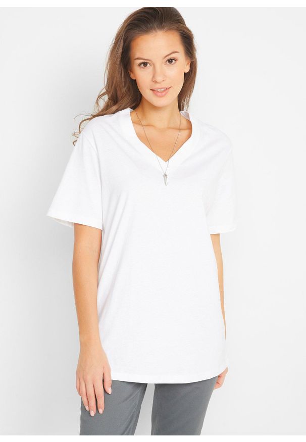 bonprix - Długi i szeroki T-shirt z dekoltem w serek, krótki rękaw (5 sztuk). Okazja: na co dzień. Typ kołnierza: dekolt w serek. Kolor: czarny. Długość rękawa: krótki rękaw. Długość: krótkie. Sezon: lato. Styl: casual