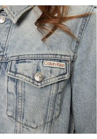 Calvin Klein Jeans Kurtka jeansowa 90's J20J224544 Niebieski Regular Fit. Kolor: niebieski. Materiał: bawełna #4