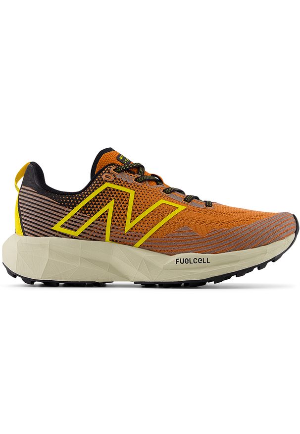 Buty męskie New Balance FuelCell Venym MTVNYMR1 – pomarańczowe. Kolor: pomarańczowy. Materiał: guma, syntetyk, materiał. Szerokość cholewki: normalna. Sport: fitness, bieganie