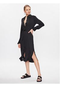 Calvin Klein Sukienka koszulowa K20K205218 Czarny Regular Fit. Kolor: czarny. Materiał: syntetyk. Typ sukienki: koszulowe #5