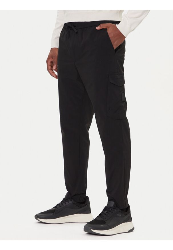 BOSS Spodnie materiałowe T_Commuter 50534303 Zielony Slim Fit. Kolor: zielony. Materiał: syntetyk