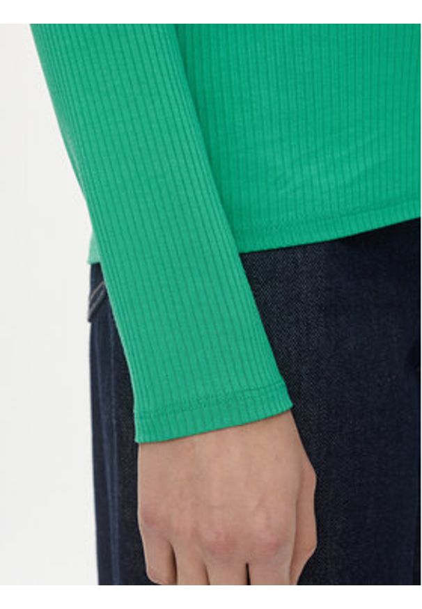 Vero Moda Bluzka Carina 10301178 Zielony Regular Fit. Kolor: zielony. Materiał: wiskoza