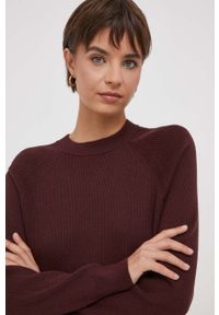 Calvin Klein sweter z domieszką wełny damski kolor bordowy lekki. Kolor: czerwony. Materiał: wełna. Długość rękawa: raglanowy rękaw. Styl: klasyczny