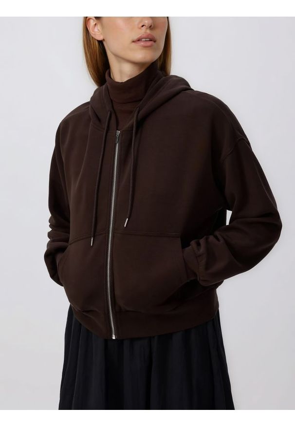 Reserved - Oversizowa bluza - ciemnobrązowy. Kolor: brązowy. Materiał: dzianina. Wzór: gładki