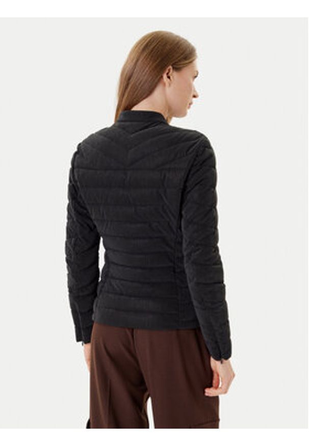 Guess Kurtka przejściowa W5YL13 WHDQ0 Czarny Regular Fit. Kolor: czarny. Materiał: syntetyk