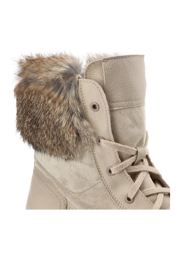 Beżowe Botki Armodo Ocieplane Obuwie Damskie. Okazja: na spacer. Kolor: beżowy. Materiał: skóra, zamsz. Szerokość cholewki: normalna. Sezon: zima. Styl: elegancki