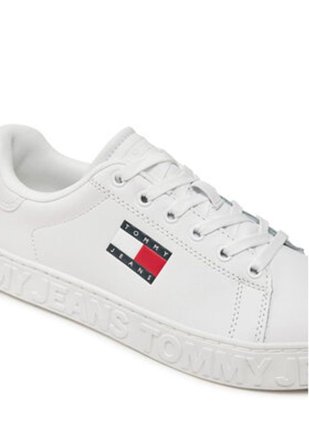 Tommy Jeans Sneakersy Tjw Logo Outsole Sneaker Ess EN0EN02703 Biały. Kolor: biały. Materiał: skóra