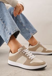 Born2be - Ciemnobeżowe Sneakersy Ozdobione Perforacją Isselina. Okazja: na spacer, na co dzień. Kolor: beżowy. Wzór: aplikacja. Sport: turystyka piesza #2