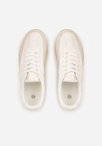 Born2be - Beżowe Sneakersy Ozdobione Geometrycznym Motywem Lamemisia. Okazja: na co dzień, na spotkanie biznesowe, do pracy. Kolor: beżowy. Wzór: geometria, aplikacja #9