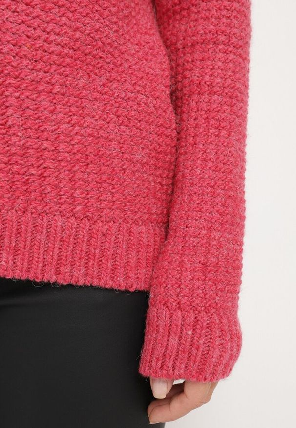 Born2be - Fuksjowy Klasyczny Golf Ertina. Okazja: na co dzień. Typ kołnierza: golf. Kolor: różowy. Materiał: jeans. Długość rękawa: długi rękaw. Długość: długie. Wzór: aplikacja. Styl: klasyczny