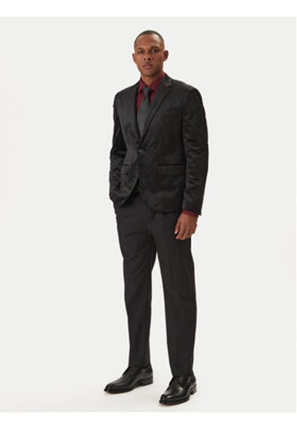 Guess Kurtka przejściowa 180893 Czarny Classic Fit. Kolor: czarny