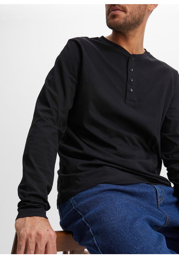 bonprix - Shirt w wygodnym fasonie z dekoltem henley (2 szt.). Typ kołnierza: typu henley. Kolor: czarny. Długość: długie. Wzór: aplikacja