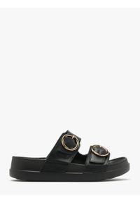 Ryłko - Czarne klapki ze złotymi klamrami GRACE. Nosek buta: okrągły. Kolor: czarny. Materiał: skóra #1