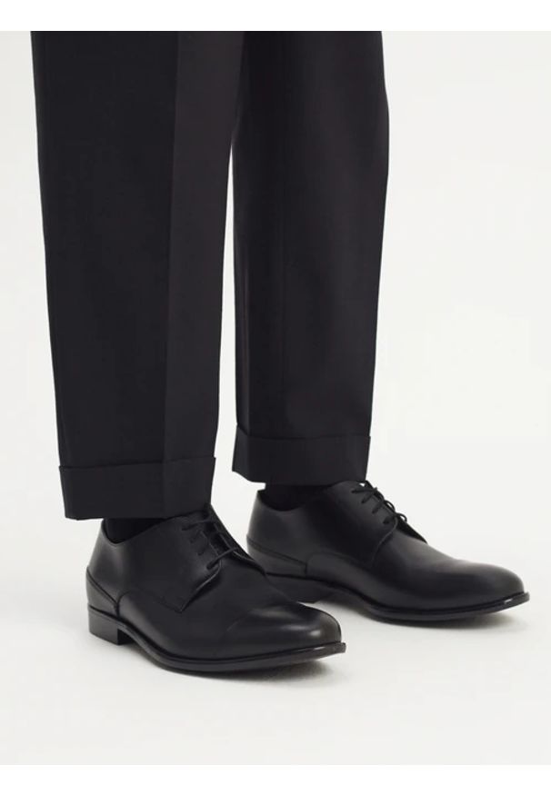 Ryłko - Czarne wizytowe półbuty męskie. Kolor: czarny. Materiał: skóra. Styl: wizytowy