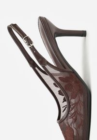 Born2be - Brązowe Sandały na Szpilce z Haftowanym Wzorem Iphiserris. Zapięcie: sprzączka. Kolor: brązowy. Materiał: jeans. Wzór: haft. Obcas: na szpilce. Styl: klasyczny #6