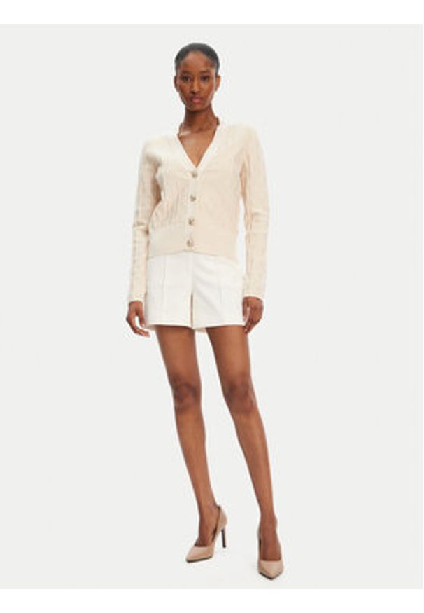 Marciano Guess Szorty materiałowe 5GGD19 7311A Biały Regular Fit. Kolor: biały. Materiał: bawełna