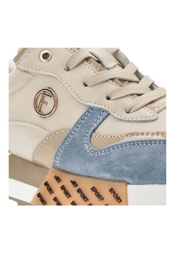 Beżowo-Niebieskie Sneakersy Filippo Stylowe Obuwie Damskie. Kolor: beżowy. Materiał: materiał