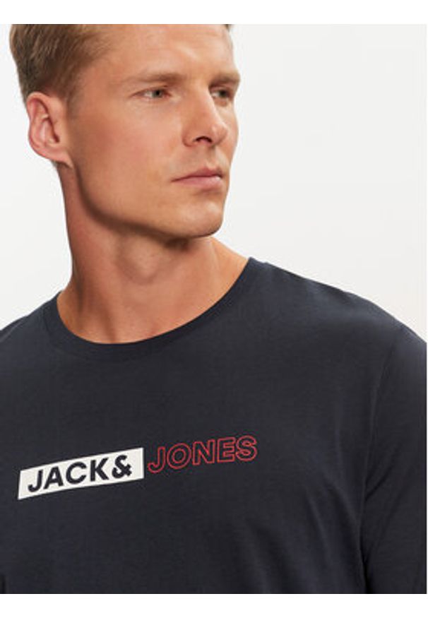 Jack & Jones - Jack&Jones T-Shirt Corp 12233999 Granatowy Standard Fit. Kolor: niebieski. Materiał: bawełna