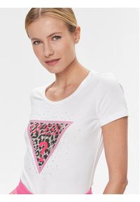 Guess T-Shirt W4RI44 J1314 Biały Slim Fit. Kolor: biały. Materiał: bawełna