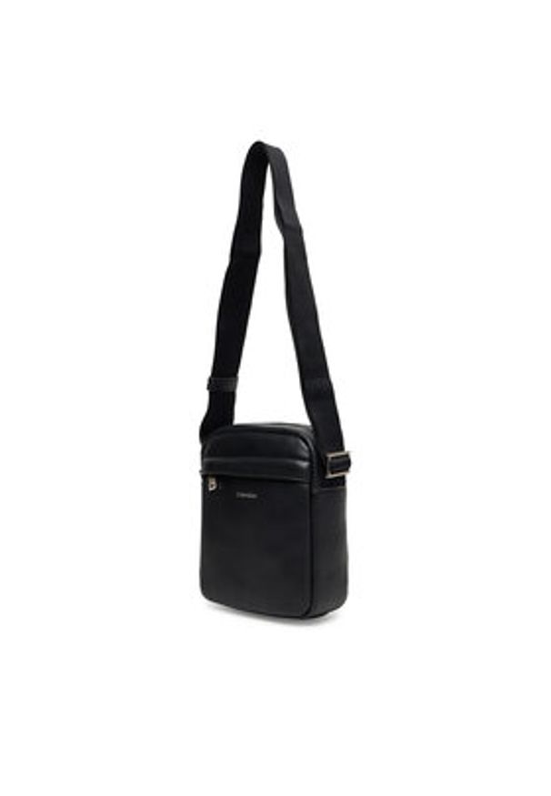 Calvin Klein Saszetka Raised Reporter LV04D3160G Czarny. Kolor: czarny. Materiał: skóra