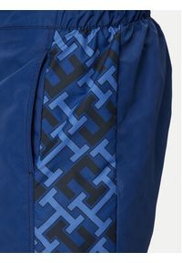 TOMMY HILFIGER - Tommy Hilfiger Szorty kąpielowe UM0UM03211 Granatowy Slim Fit. Kolor: niebieski. Materiał: syntetyk #6