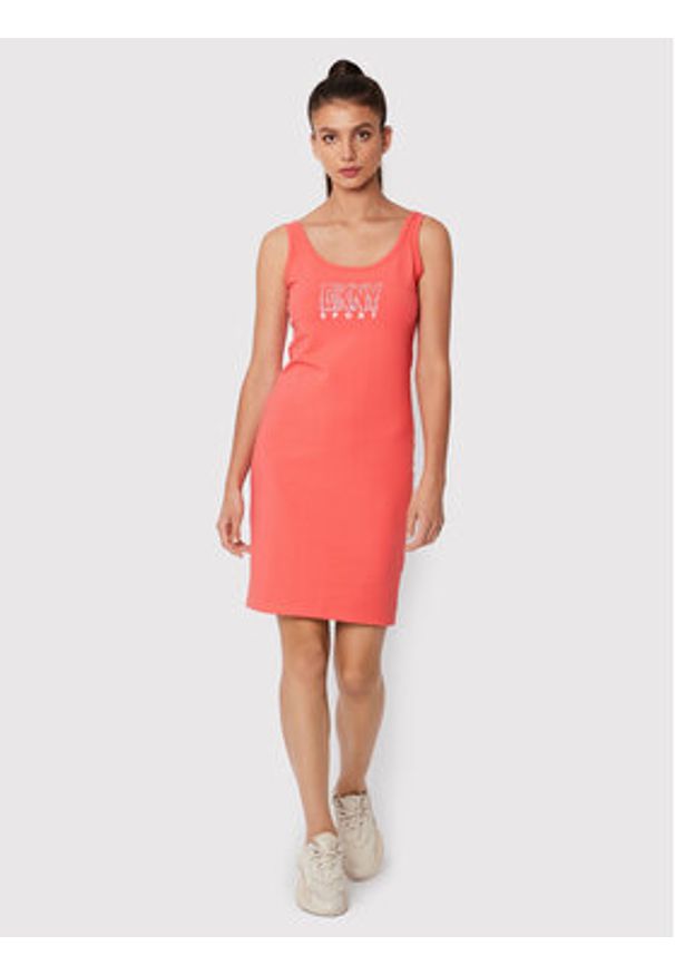 DKNY Sport Sukienka letnia DP2D4646 Koralowy Slim Fit. Kolor: pomarańczowy. Materiał: bawełna. Sezon: lato. Typ sukienki: sportowe. Styl: sportowy