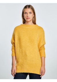 Big-Star - Sweter damski oversize z dodatkiem wełny żółty Mayamiko 201. Kolekcja: plus size. Kolor: żółty. Materiał: wełna. Wzór: ze splotem. Styl: klasyczny, elegancki