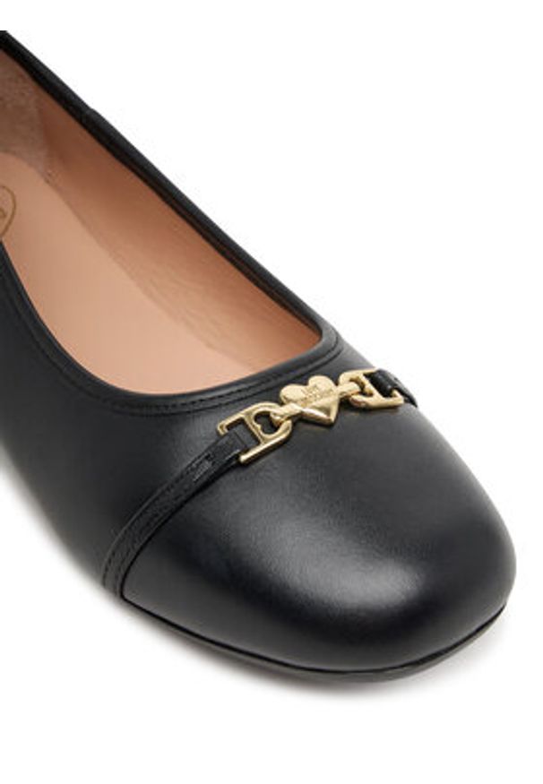Love Moschino - LOVE MOSCHINO Baleriny JA11081G1NIE000038 Czarny. Kolor: czarny. Materiał: skóra