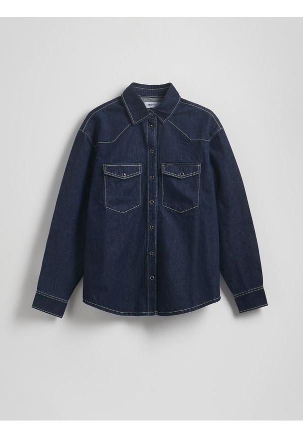 Reserved - Jeansowa koszula oversize - granatowy. Kolor: niebieski. Materiał: jeans