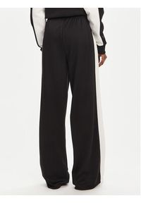 Hugo - HUGO Spodnie dresowe Nelarina_B 50537080 Czarny Regular Fit. Kolor: czarny. Materiał: bawełna, syntetyk #2