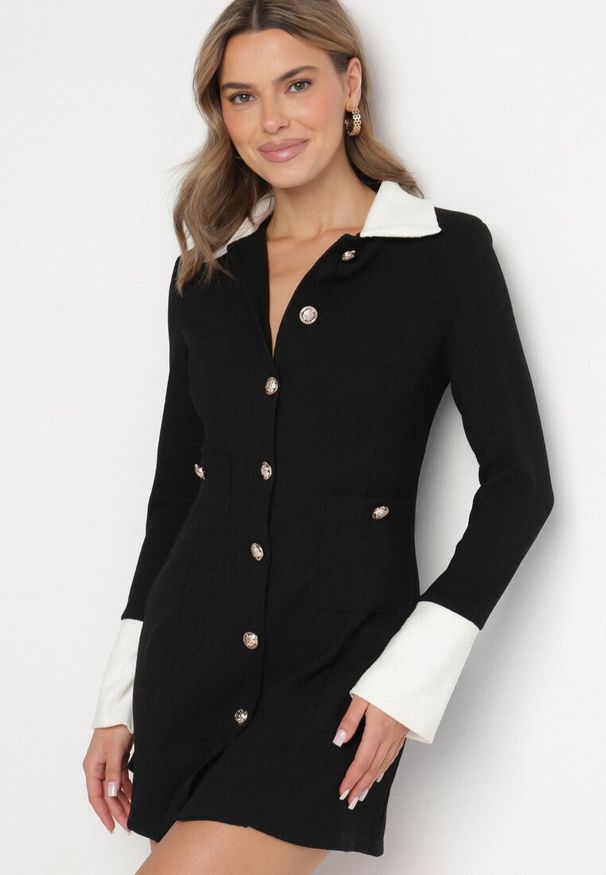 Born2be - Czarna Sukienka z Usztywnioną Linią Ramion z Guzikami Sewiana. Kolor: czarny. Materiał: skóra