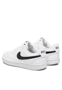 Nike - NIKE COURT VISION LO BE Sneakersy damskie. Okazja: na co dzień, do pracy, na spacer, na uczelnię. Kolor: biały. Materiał: guma, syntetyk, skóra. Szerokość cholewki: normalna. Sezon: lato. Model: Nike Court. Sport: turystyka piesza #5