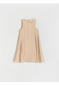 Reserved - Sukienka z plisowaniami - beżowy. Kolor: beżowy. Materiał: bawełna