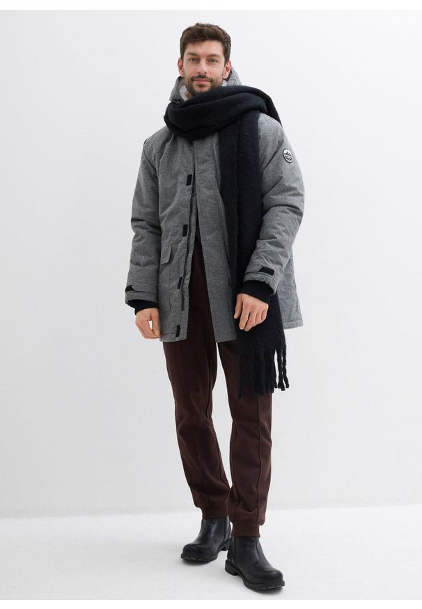 bonprix - Wodoodporna parka funkcyjna z kożuszkiem. Kolor: szary. Materiał: polar