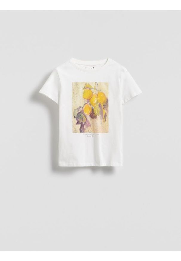 Reserved - Bawełniany t-shirt z nadrukiem - złamana biel. Materiał: bawełna. Wzór: nadruk