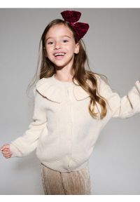 Sinsay - Sweter z falbankami - kremowy. Typ kołnierza: kołnierz z falbankami. Kolor: kremowy #1